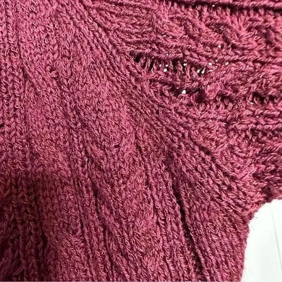 Bleu Gray Cable Knit Sweater Burgundy Size Medium - Picture 6 of 16
